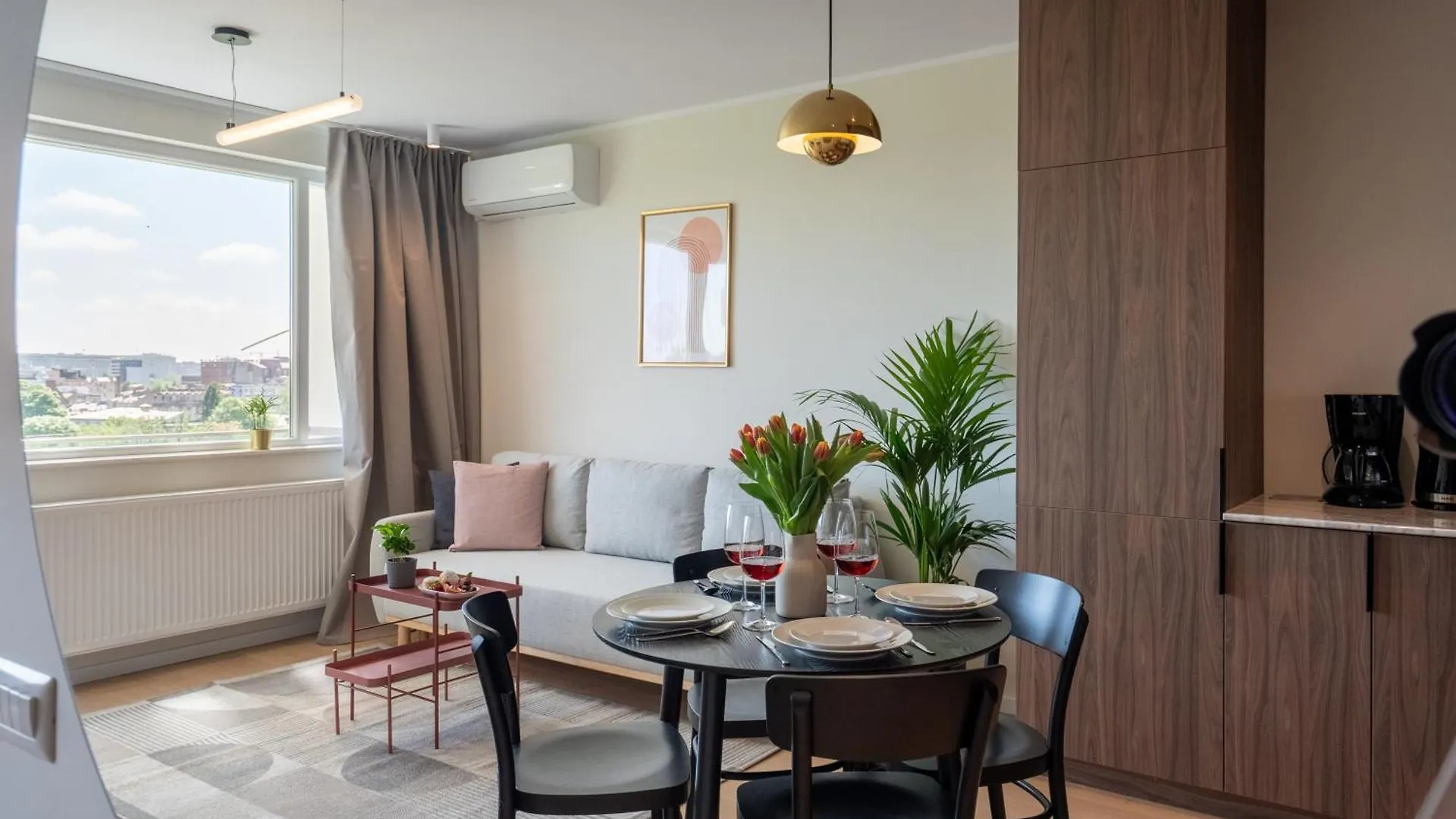 Luxury Apartment With Amazing Terrace Bucharest