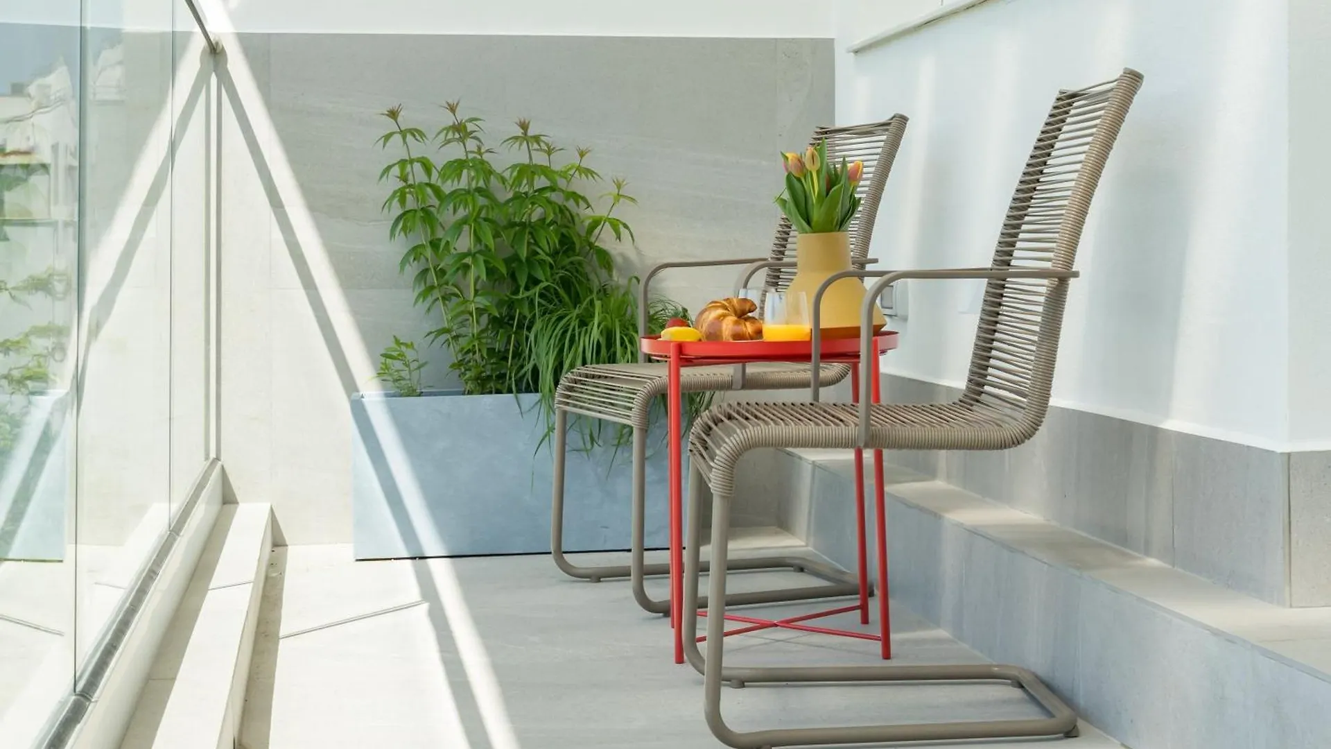 Luxury Apartment With Amazing Terrace Bucharest