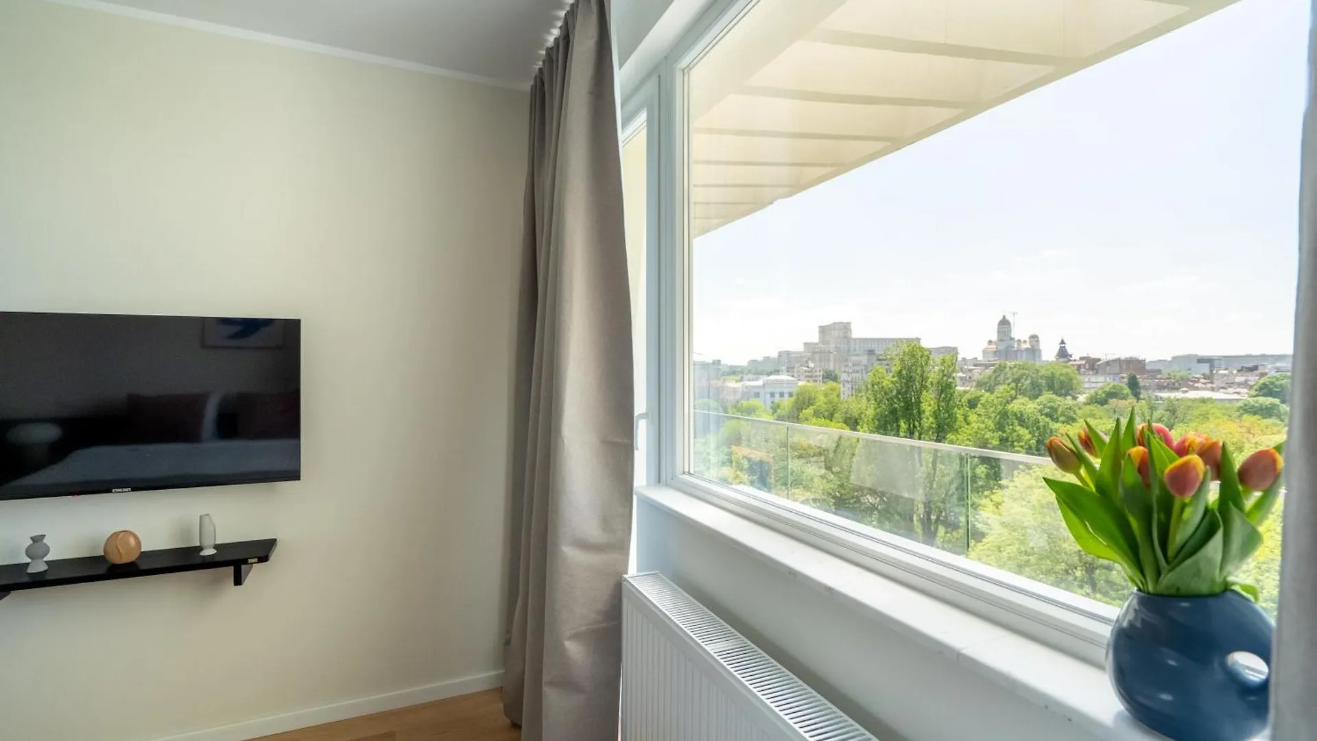 Luxury Apartment With Amazing Terrace Bucharest