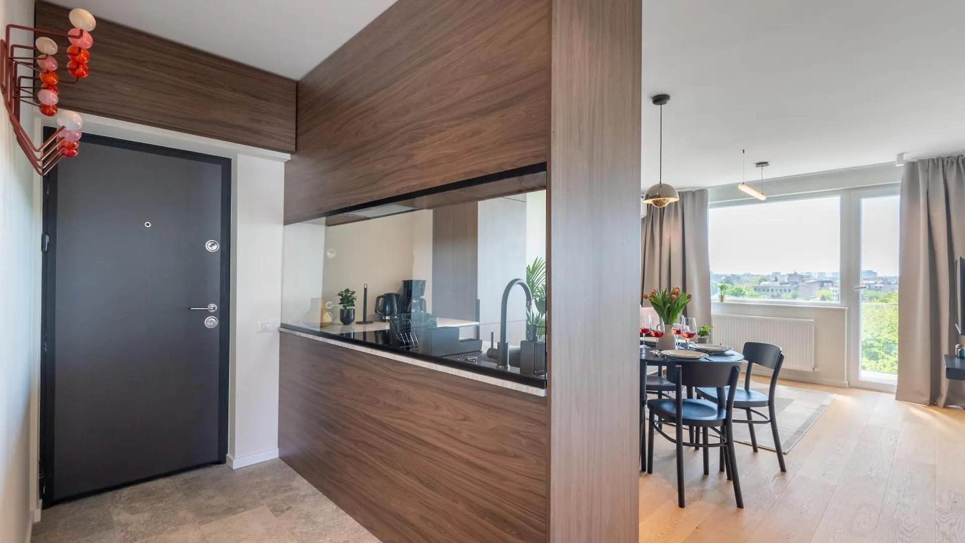 Luxury Apartment With Amazing Terrace Bucharest
